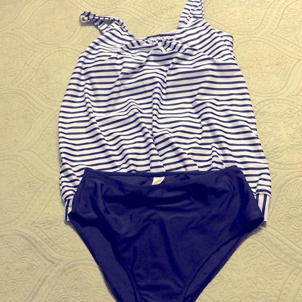 Bathing suit
